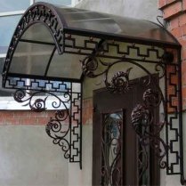 Кованые навесы и козырьки